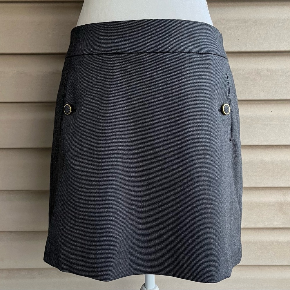 •LOFT• Dark Gray Lined Skirt with Pockets - Size 6